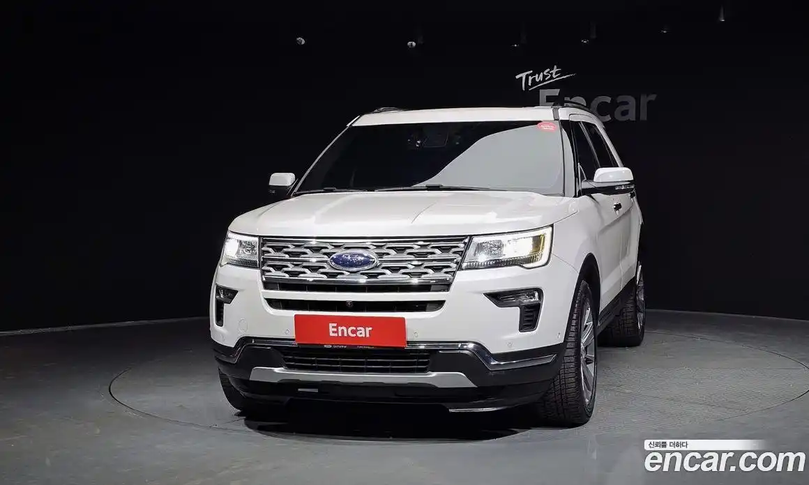 Ford Explorer 2018 2.3 гидро в Москве № 1838902, фото 3