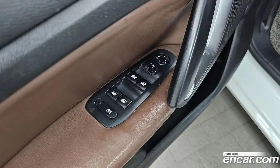 Peugeot 308 2015 1.6 гидро в Москве, фото 14