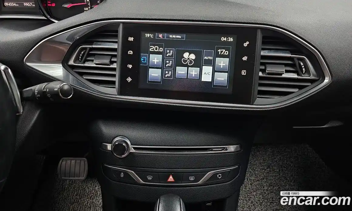 Peugeot 308 2015 1.6 гидро в Москве, фото 16