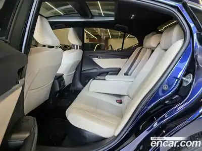 Toyota Camry 2024 2.5 вариатор в Москве № 215586, миниатюра 11