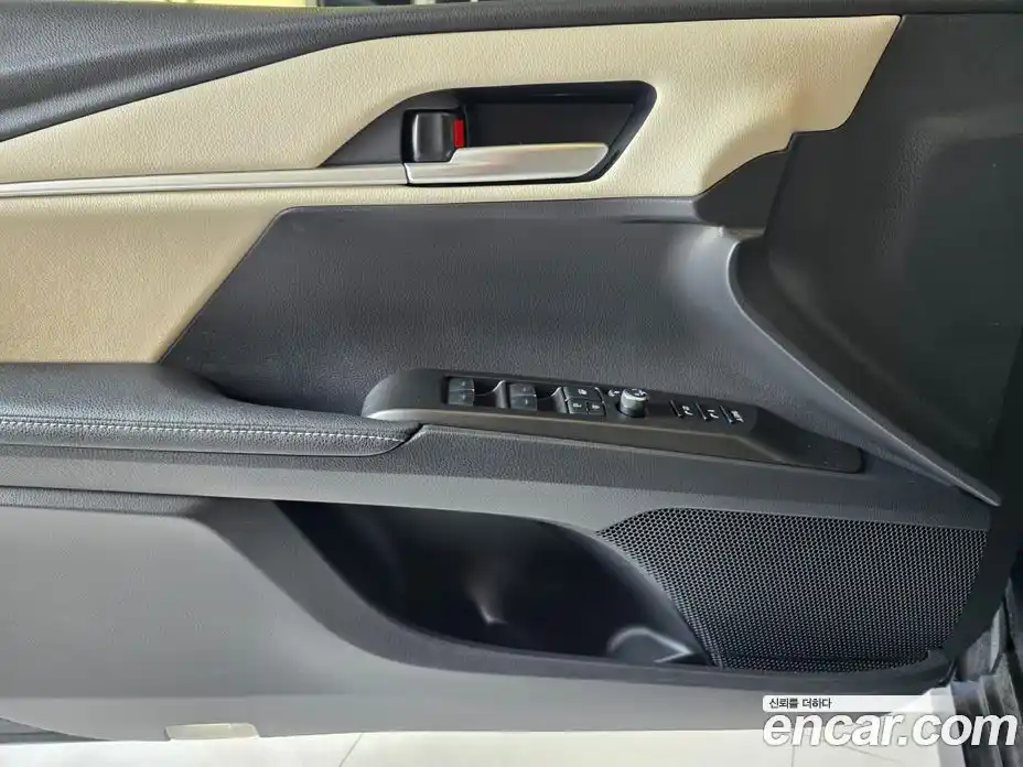 Toyota Camry 2024 2.5 вариатор в Москве № 215586, фото 12