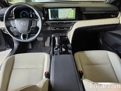 Toyota Camry 2024 2.5 вариатор в Москве № 215586, миниатюра 7