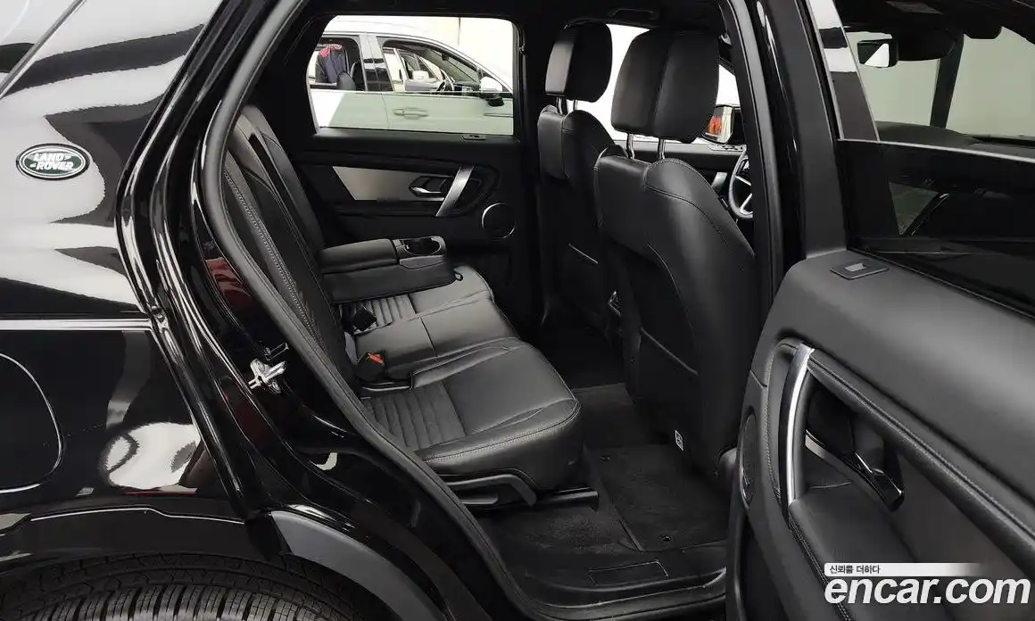 Land Rover Discovery Sport 2024 2.0 гидро в Москве № 231128, фото 12