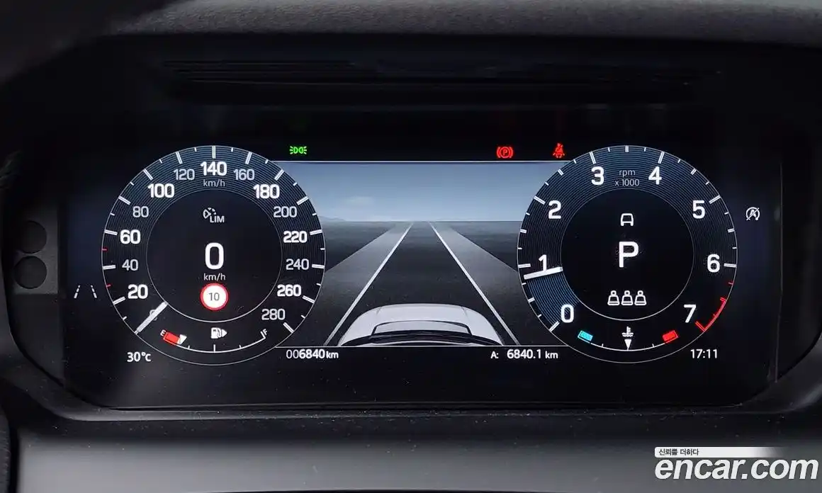 Land Rover Discovery Sport 2024 2.0 гидро в Москве № 231128, фото 8