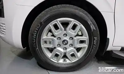Hyundai Staria 2024 2.2 гидро в Москве № 119999, миниатюра 5