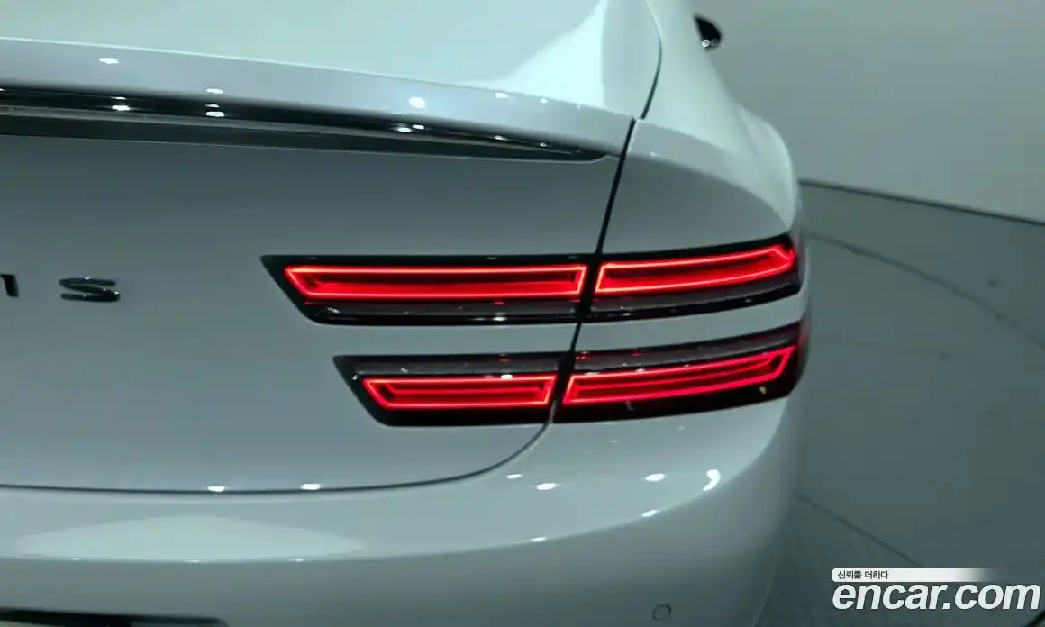 Genesis G80 2023 2.5 гидро в Москве № 1245476, фото 9