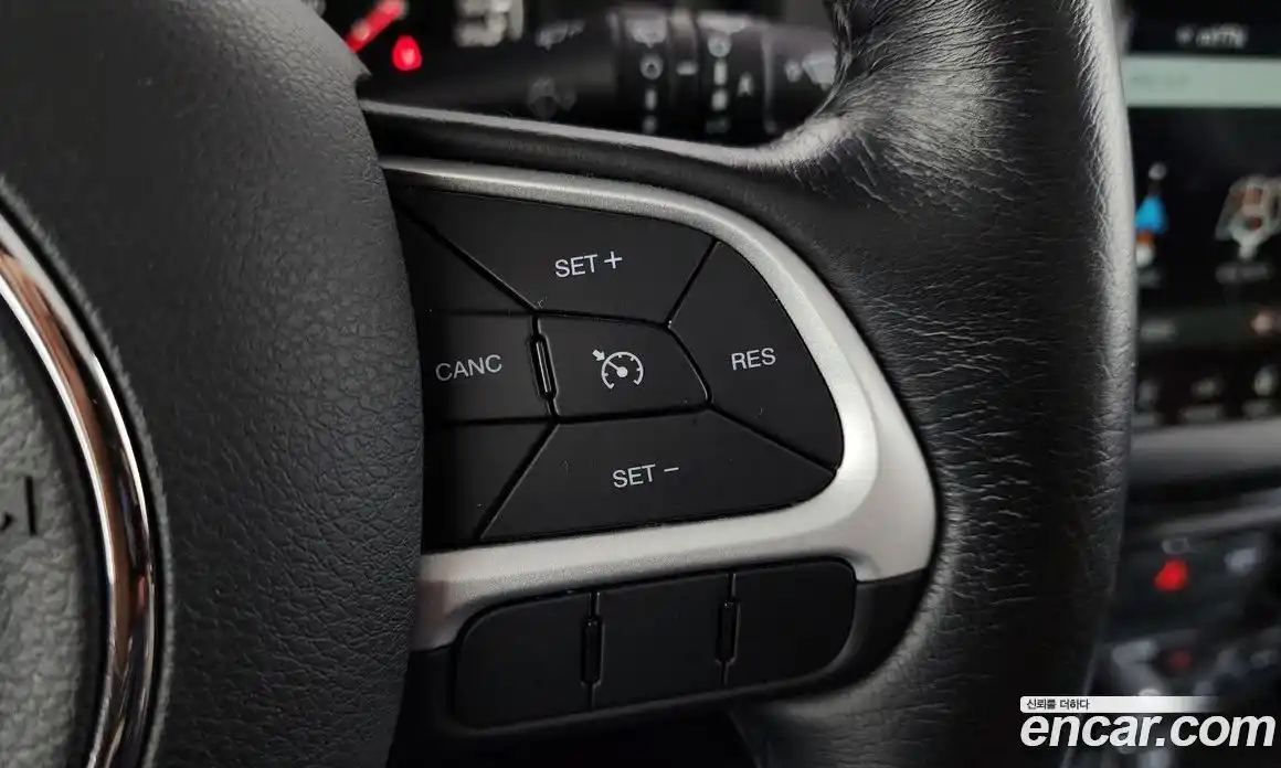 Jeep Renegade 2018 2.4 гидро в Москве № 1251646, фото 23