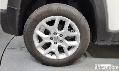 Jeep Renegade 2018 2.4 гидро в Москве № 1251646, миниатюра 5