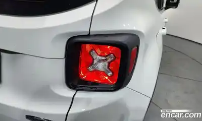 Jeep Renegade 2018 2.4 гидро в Москве № 1251646, миниатюра 9