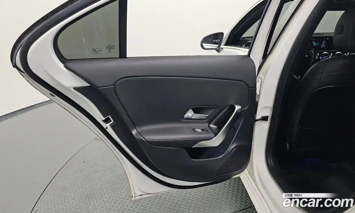 Mercedes-Benz A-Class 2021 2.0 гидро в Москве № 1279584, фото 15