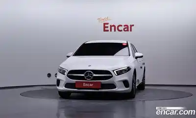 Mercedes-Benz A-Class 2021 2.0 гидро в Москве № 1279584, миниатюра 3