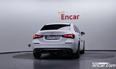 Mercedes-Benz A-Class 2021 2.0 гидро в Москве № 1279584, миниатюра 4