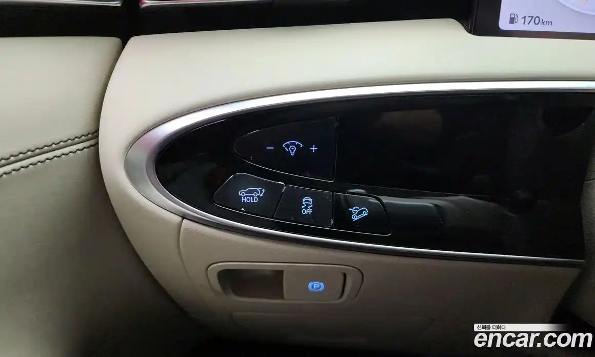 Genesis GV70 2025 2.5 гидро в Москве, фото 34