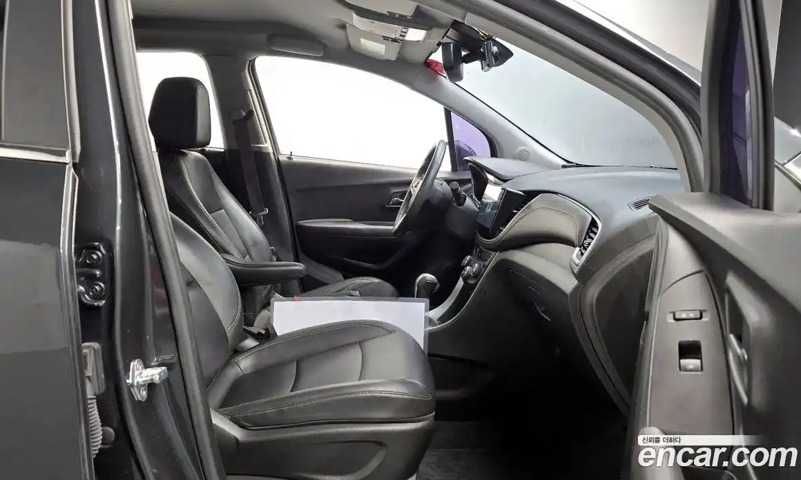 Chevrolet Trax 2017 1.4 гидро в Москве № 1320108, фото 17