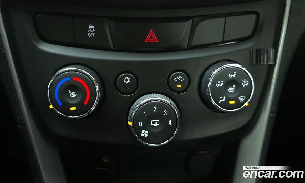 Chevrolet Trax 2017 1.4 гидро в Москве № 1320108, фото 23
