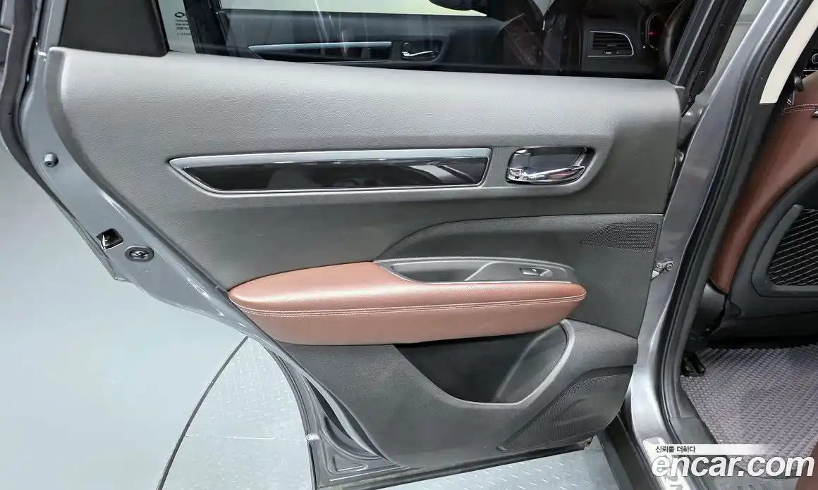 Renault QM6 2017 2.0 гидро в Москве № 1321377, фото 15