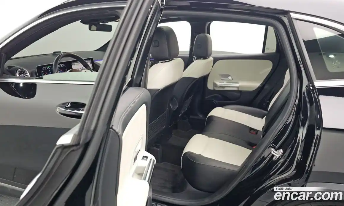 Mercedes-Benz GLA-Class 2020 2.0 гидро в Москве № 1321920, фото 18