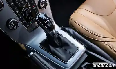 Volvo V40 2018 2.0 гидро в Москве № 1348831, миниатюра 12