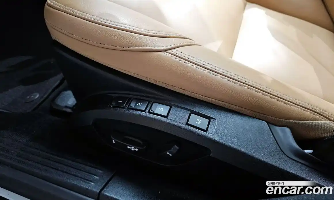 Volvo V40 2018 2.0 гидро в Москве № 1348831, фото 21