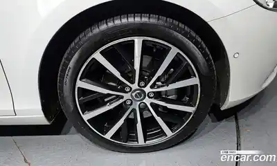 Volvo V40 2018 2.0 гидро в Москве № 1348831, миниатюра 7