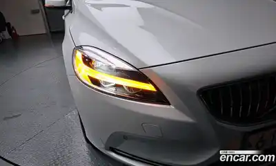 Volvo V40 2018 2.0 гидро в Москве № 1348831, миниатюра 8