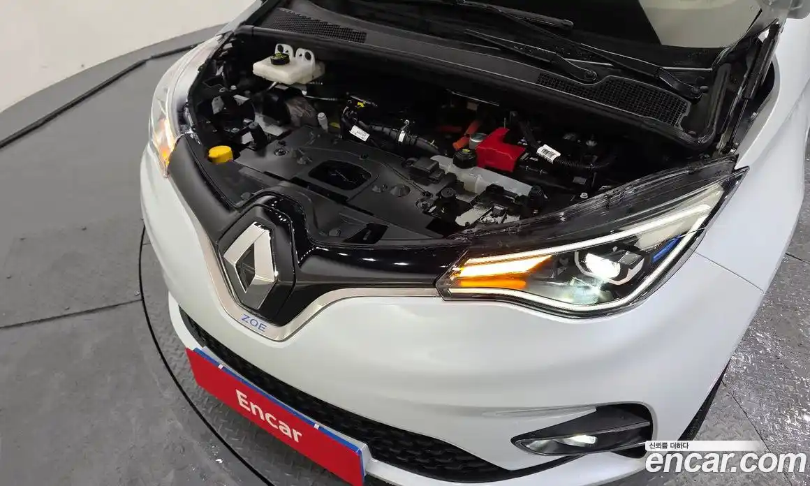 Renault Zoe 2021 0.2 гидро в Москве № 1402256, фото 6