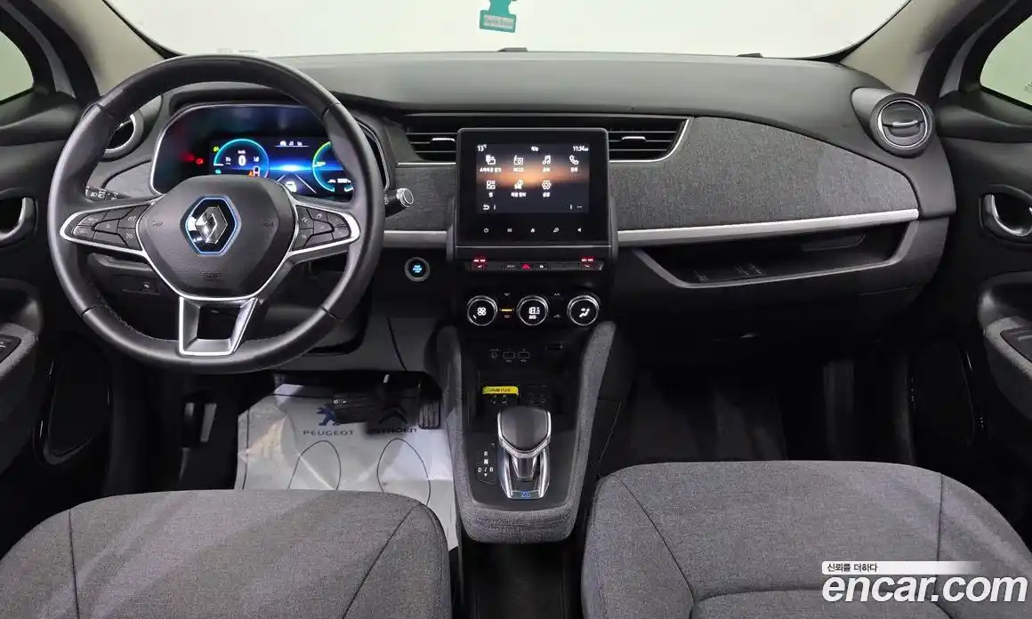 Renault Zoe 2021 0.2 гидро в Москве № 1402256, фото 10