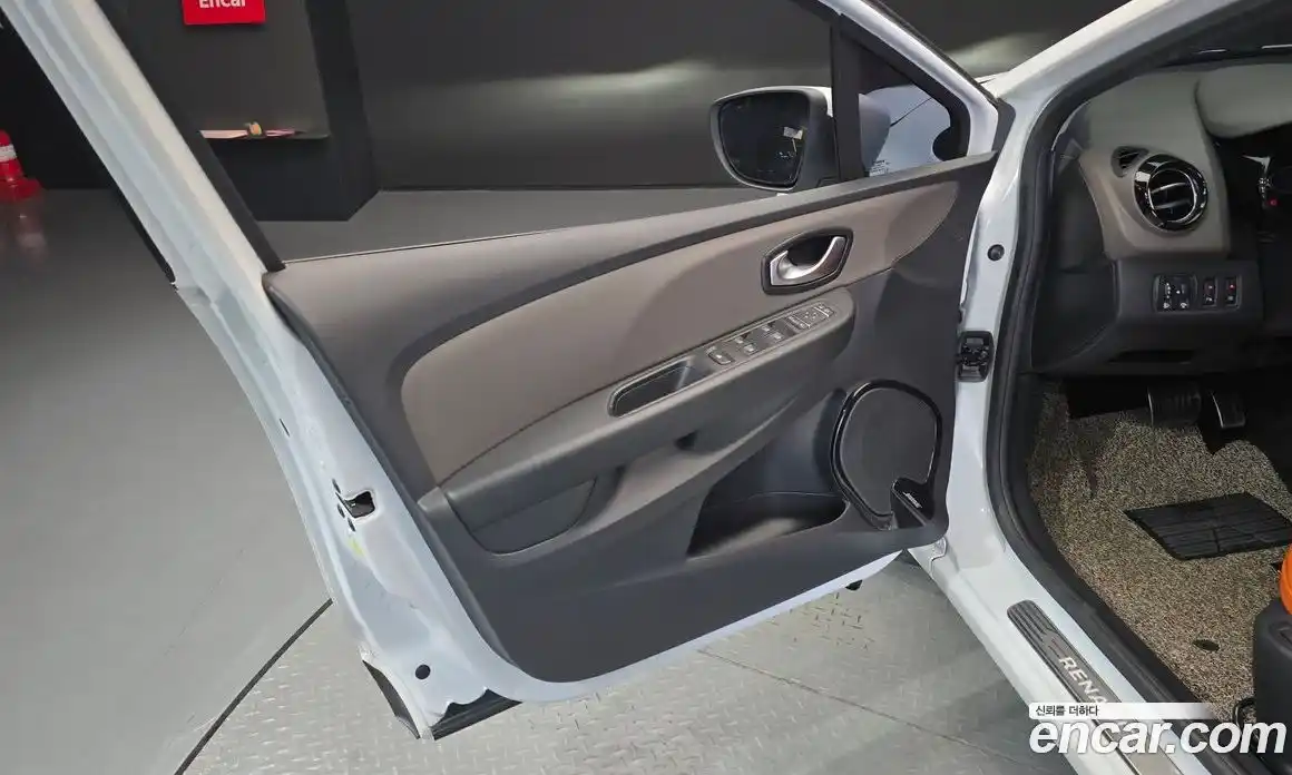 Renault Cilo 2019 1.5 гидро в Москве № 1402520, фото 14