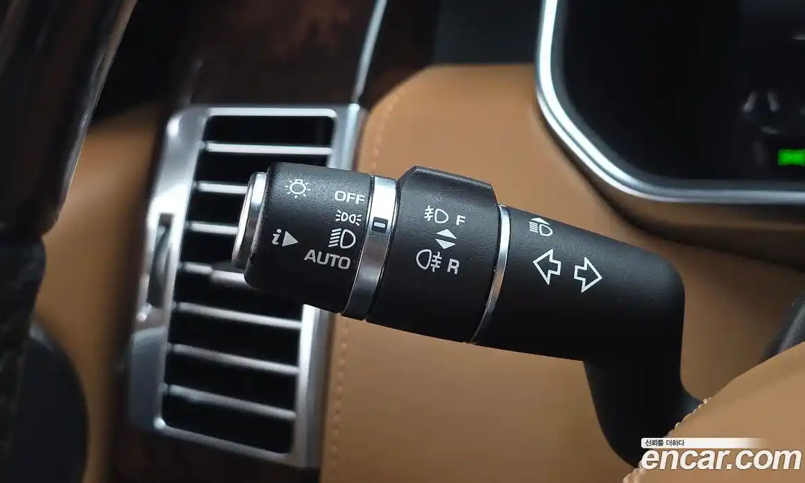 Land Rover Range-Rover 2019 5.0 гидро в Москве № 1405114, фото 30