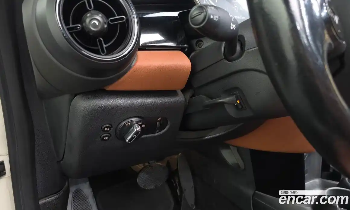 Mini Cooper Convertible 2022 2.0 гидро в Москве № 1405230, фото 19