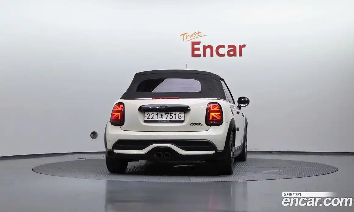 Mini Cooper Convertible 2022 2.0 гидро в Москве № 1405230, фото 4