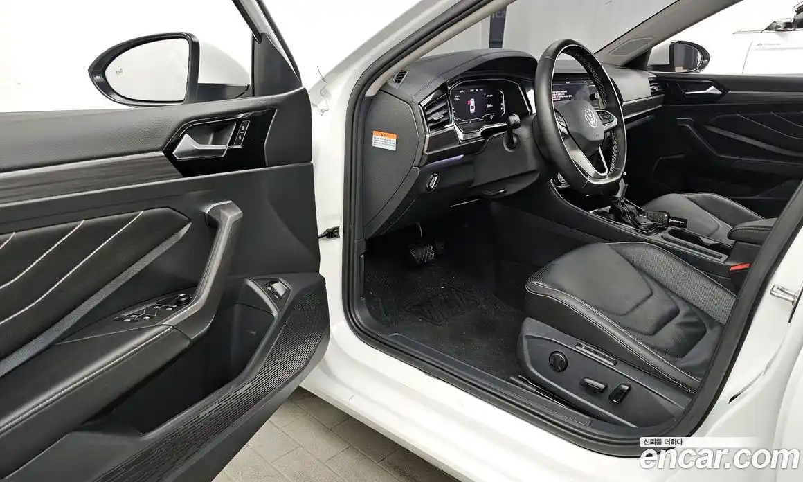 Volkswagen Jetta 2023 1.5 гидро в Москве № 1405467, фото 13