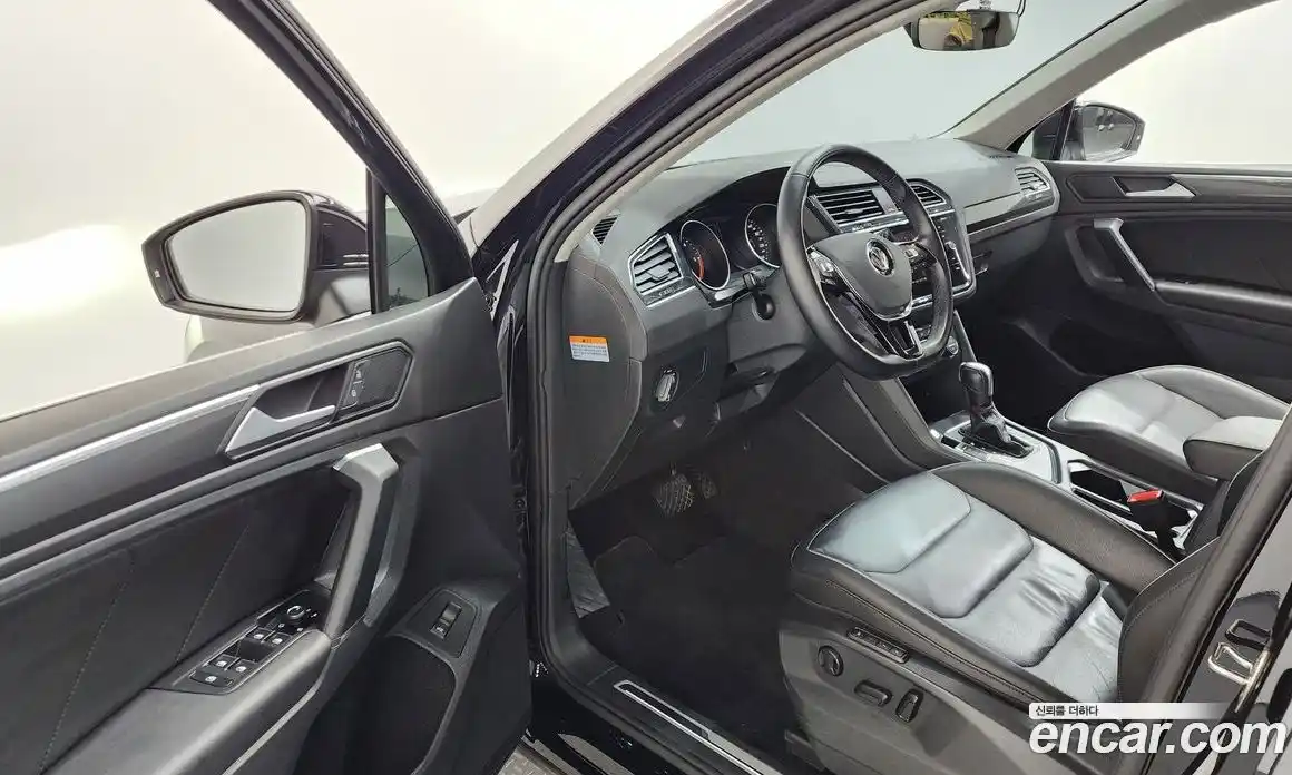 Volkswagen Tiguan 2020 2.0 гидро в Москве № 1405571, фото 13