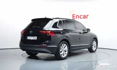 Volkswagen Tiguan 2020 2.0 гидро в Москве № 1405571, миниатюра 2