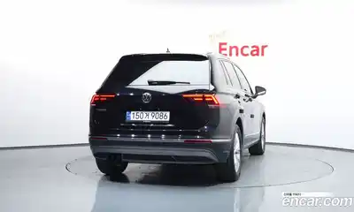 Volkswagen Tiguan 2020 2.0 гидро в Москве № 1405571, миниатюра 4