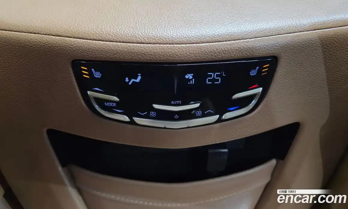 Cadillac Escalade 2017 6.2 гидро в Москве № 1406564, фото 30