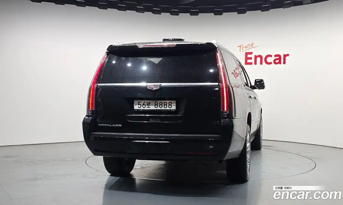 Cadillac Escalade 2017 6.2 гидро в Москве № 1406564, фото 4