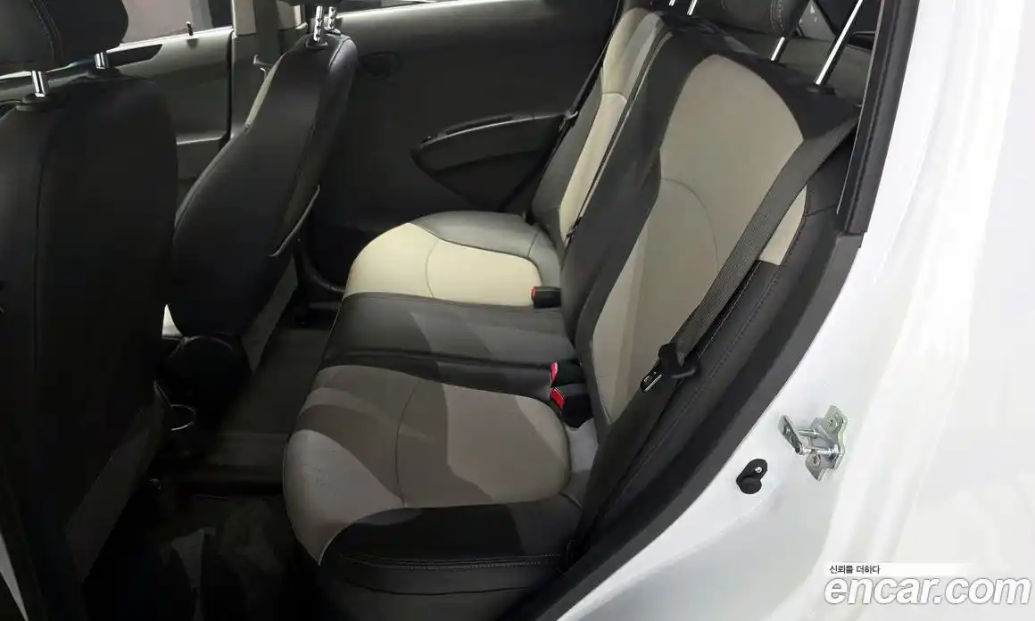Chevrolet Spark 2015 1.0 гидро в Москве № 1420386, фото 18