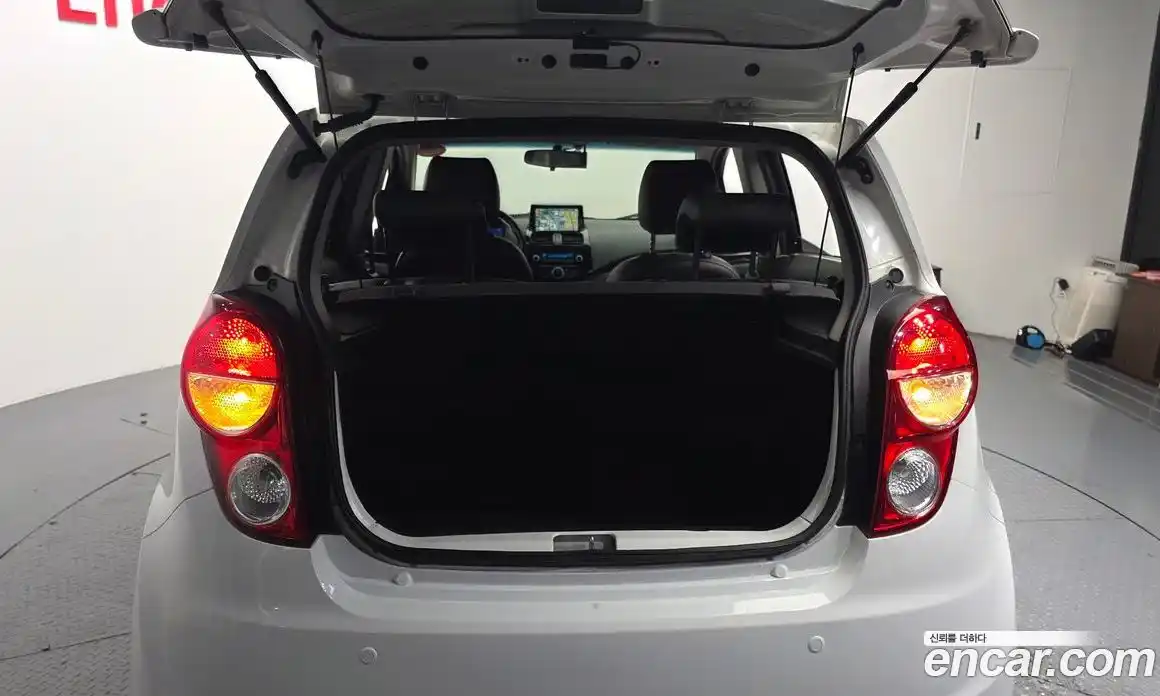 Chevrolet Spark 2015 1.0 гидро в Москве № 1420386, фото 27