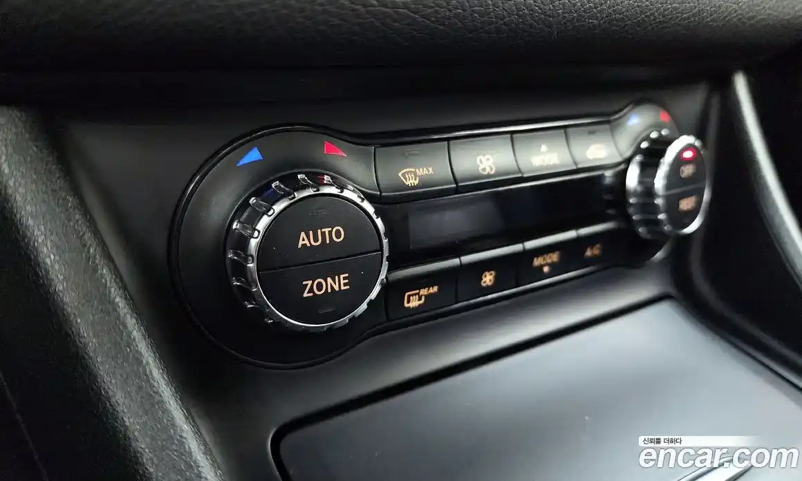 Mercedes-Benz GLA-Class 2016 2.1 гидро в Москве № 1421756, фото 15