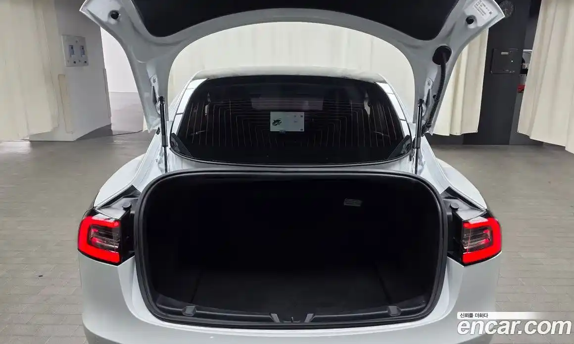 Tesla Model 3 2020 0.1 гидро, фото 26