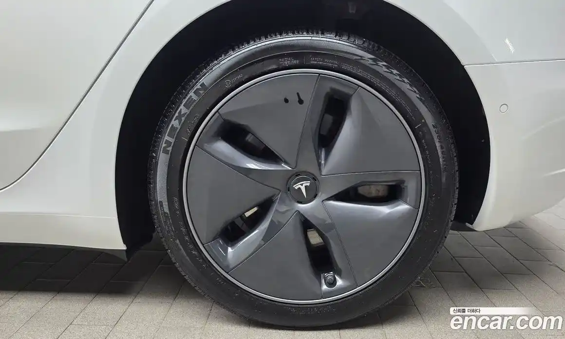 Tesla Model 3 2020 0.1 гидро, фото 5