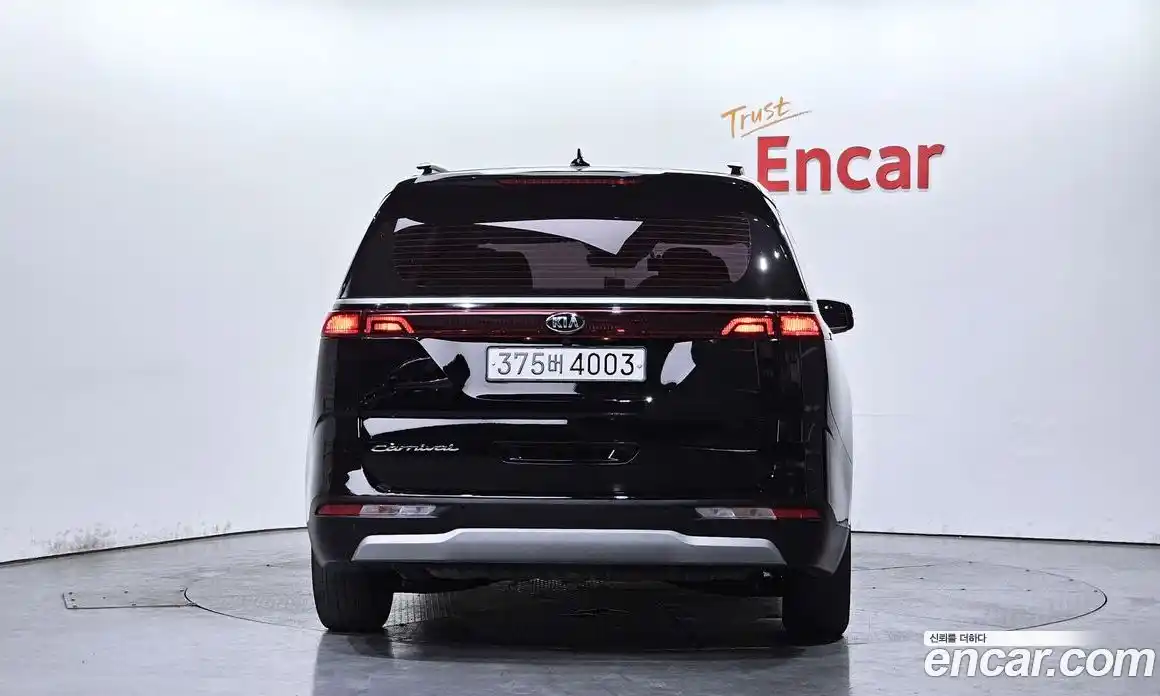 Kia Canival 2021 2.2 гидро в Москве № 1538631, фото 4