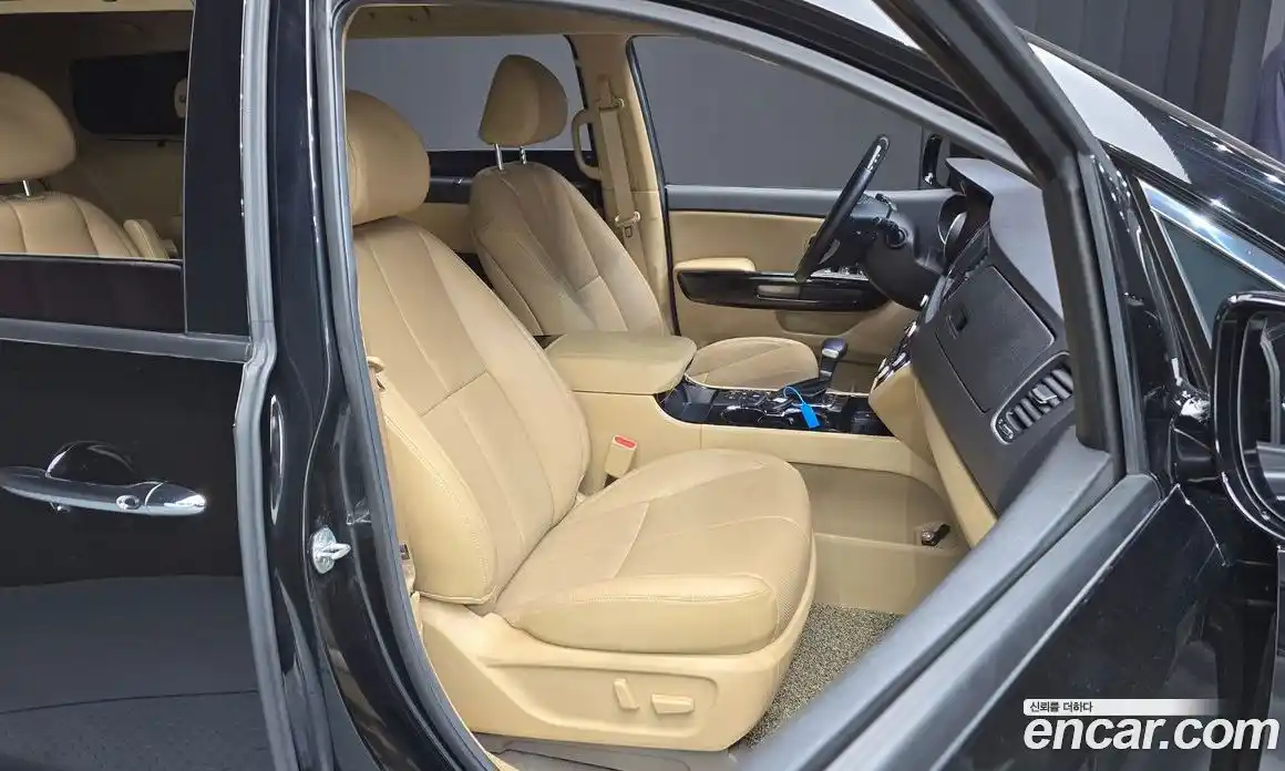 Kia Canival 2019 3.3 гидро в Москве № 1538662, фото 18