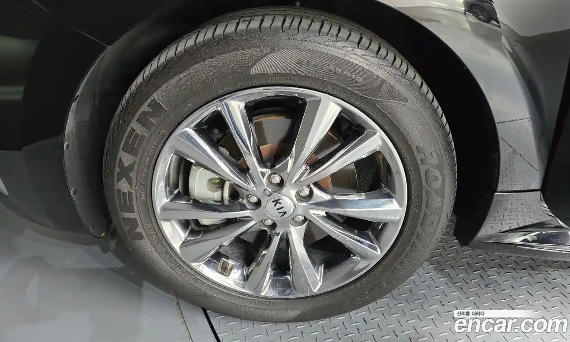 Kia Canival 2019 3.3 гидро в Москве № 1538662, фото 5