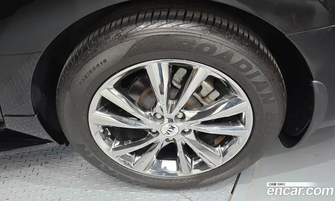 Kia Canival 2019 3.3 гидро в Москве № 1538662, фото 7
