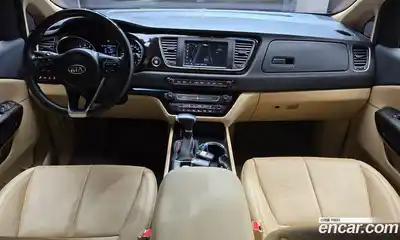 Kia Canival 2019 3.3 гидро в Москве № 1538662, миниатюра 10