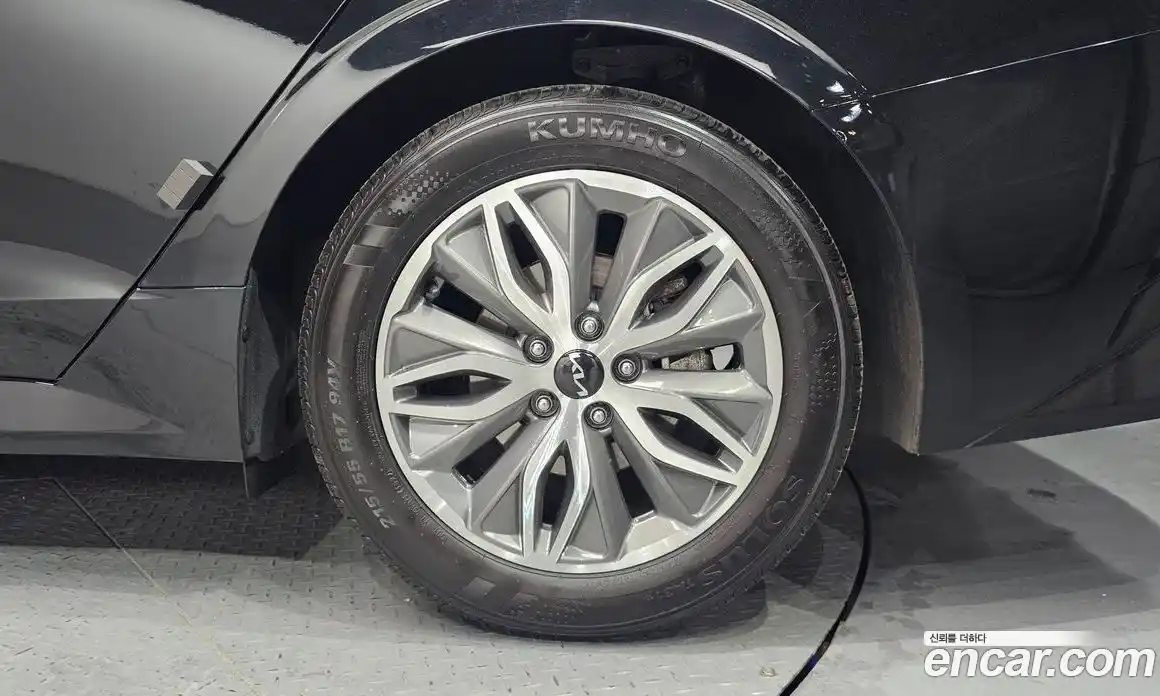 Kia K5 2022 2.0 гидро в Москве № 1538736, фото 7