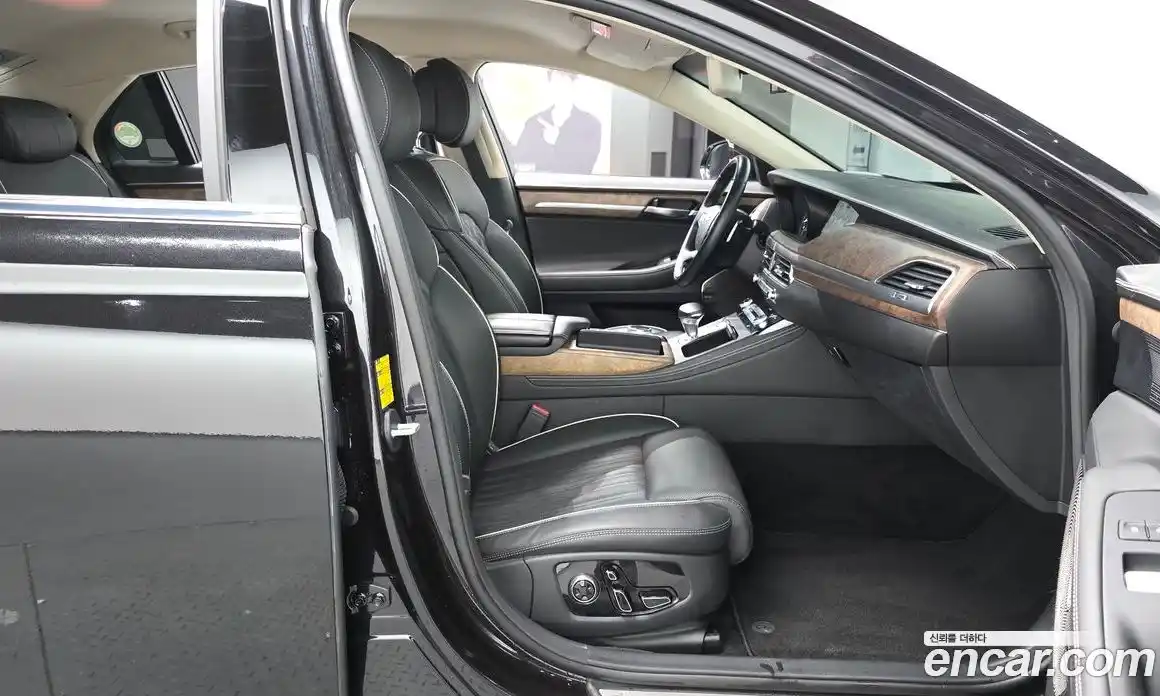 Genesis G90 2019 3.8 гидро в Москве, фото 15