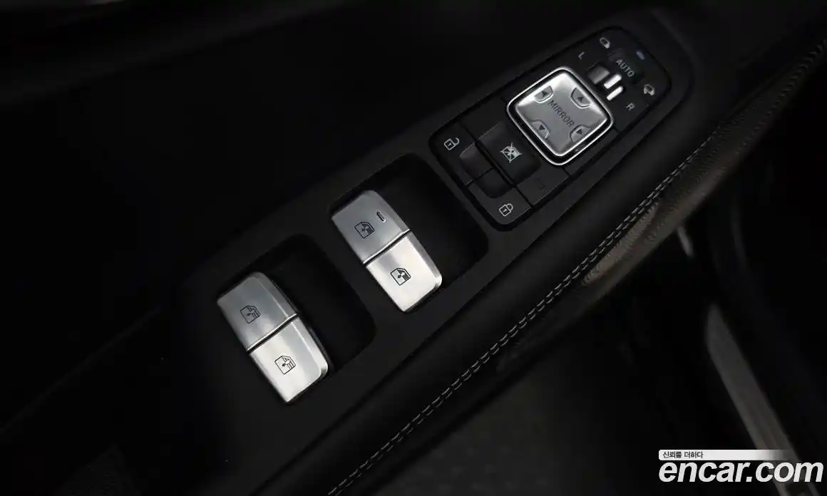 Genesis G90 2019 3.8 гидро в Москве, фото 36